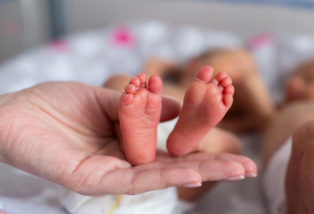 feet of a premature baby